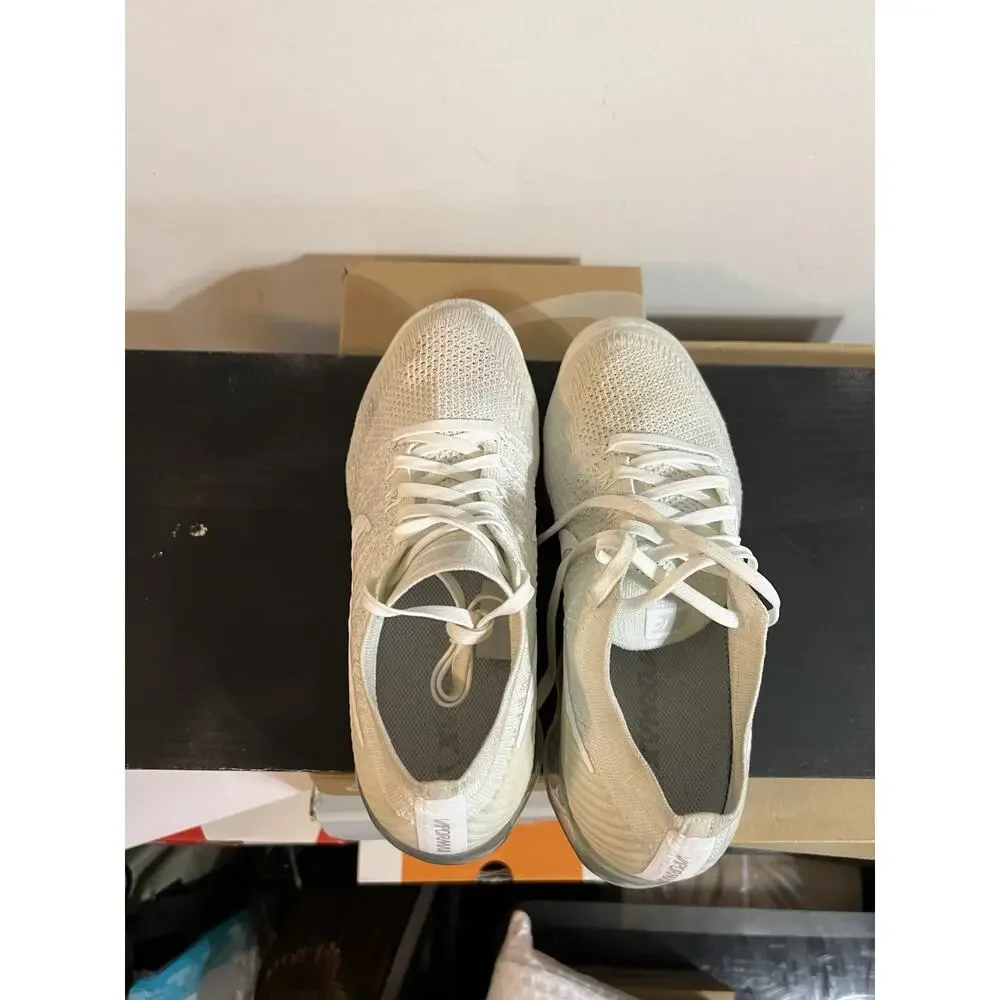 Size 8.5- Nike Air VaporMax Flyknit White Sail Running Sneakers 849558-100